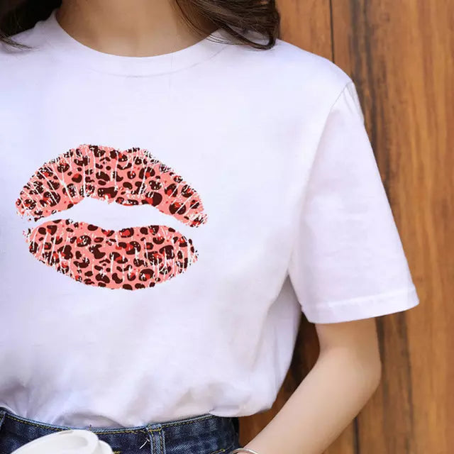 Lips women t shirtLeopard Graphic T Shirt Women Tops Base O-neck Black Tees Kiss Leopard Lip Funny Girls Tshirt